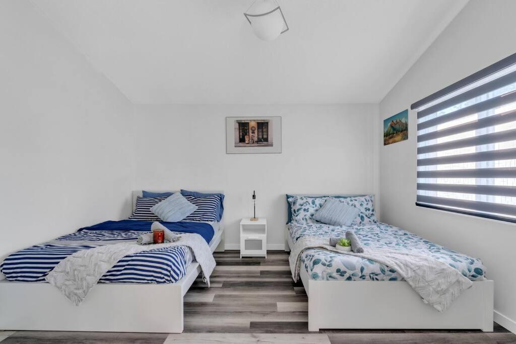 Modernoasis With Ac&Movieroom Close To Downtown15' Banff 60' 卡加利 外观 照片